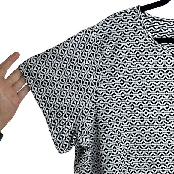 Calvin Klein Black White Textured Print Short Sleeve Blouse 2X - Picture 7 of 10